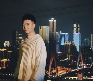 戲劇《難哄》溫柔守護曲觸動人心  蕭秉治〈想悄悄住進你的靈魂〉細膩詮釋愛與陪伴