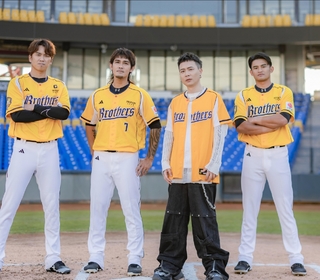 蕭秉治為中信兄弟量身創作全新年度歌曲〈進化 B EVOLUTION〉　王威晨、張志豪、岳東華熱血澎湃共同合唱