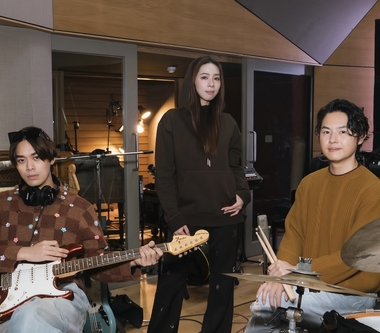 超人氣天團告五人第4張專輯首度挑大樑擔綱專輯製作人重任　密謀國際級王牌陣容聯手打造獨自升級版新樂風　化搖滾樂為語言再創華語樂壇新里程碑