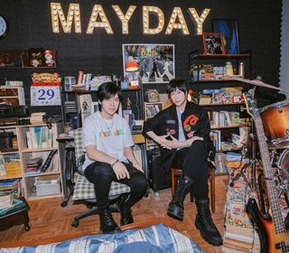 為了你，越玩越盛大！MAYDAY公車、捷運穿梭全城 怪獸房間、大雞腿練團室搬進MAYDAYLAND