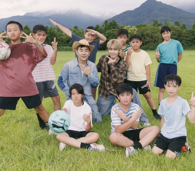 延續《一路向東》的花蓮愛！任賢齊〈常來〉MV攜鼓鼓與當地村民溫暖互動