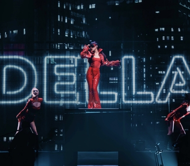 丁噹攻蛋前先到大馬開唱《夜遊A Night Tour》送限定驚喜　換上娘惹裝苦練〈Ｍasing Masing〉掀高潮