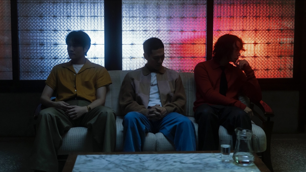 宇宙人全新單曲〈不曾寧靜的夜〉話題狂飆　億級日本名導新保拓人跨海執導MV　打造復古流行美學