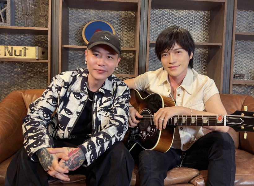 蕭秉治《活著 Alive》直播暢聊 五月天怪獸、Energy牛奶、白安、鼓鼓呂思緯輪番登場觀看直衝120萬