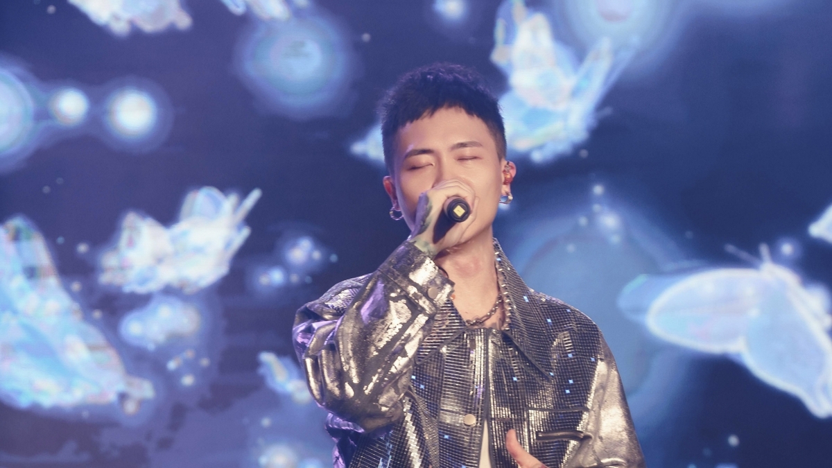 「金曲製造機」蕭秉治《活著 Alive》北京演唱會  為了歌迷睡飽14小時 歌迷甜撩「越來越帥」下一秒竟跑票變心