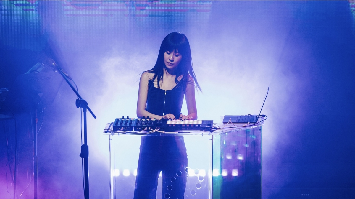 白安《路邊野餐》新專輯巡迴演唱會台中首　 訂製「星期八DJ台」展現電子音樂新時尚