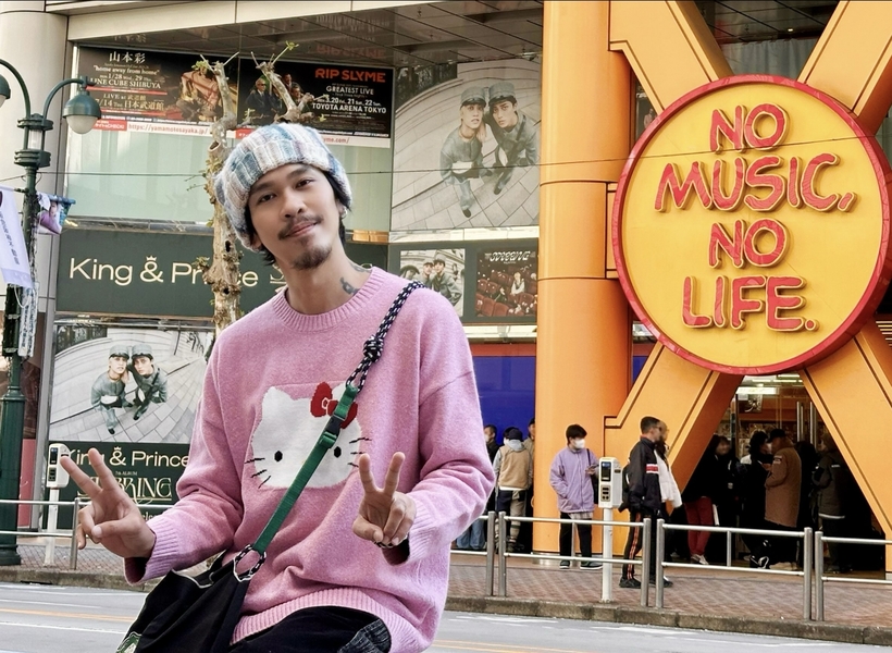 新年趁勝追擊　麋先生再推全新正能量〈無所謂明天還有多壞〉MV邊跑邊拍　吉他手小B東京新宿清晨狂奔一圈再一圈