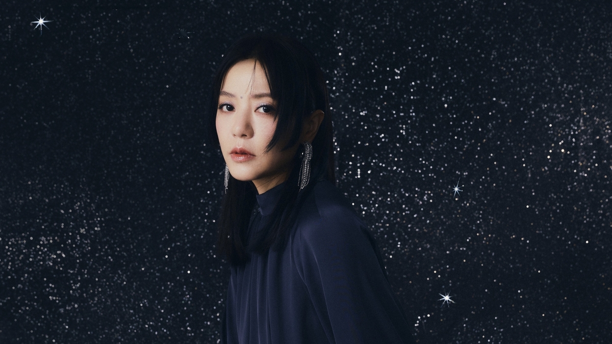 丁噹唱給歌迷的「愛情情書」 《愛了100萬次的我》新歌經典自選輯數位上架