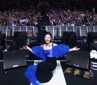 丁噹「辣」翻成都！化身「小辣椒」開唱、〈你為什麼說謊〉引史上最大聲合唱