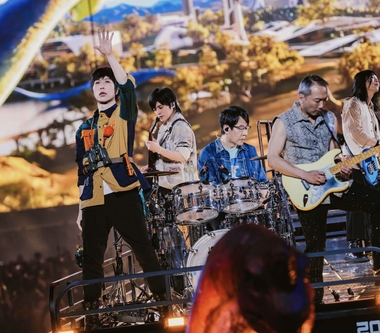 五月天5525+1《回到那一天》巡迴演唱會香港場  獻上全新驚喜 時光機大超前回到侏羅紀的那一天