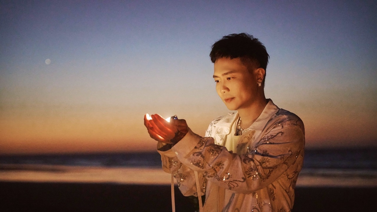 蕭秉治迎來雙喜事！《活著 Alive》演唱會再唱一城＋再推新曲〈頻率〉