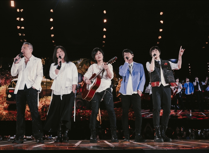 五月天5525+2《回到那一天》演唱會  9千萬打造侏羅紀世界 550萬歌迷見證55場鳥巢傳奇！