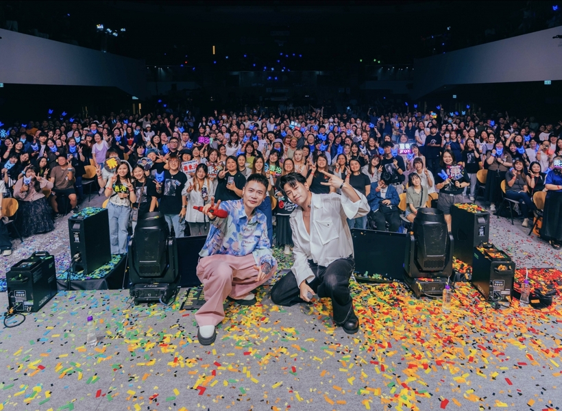蕭秉治首次個人香港演唱會《活著Alive》  感謝歌迷久等驚喜獻唱粵語夯歌〈黑玻璃〉