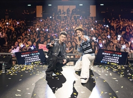 蕭秉治《活著 Alive》馬來西亞開唱  呼應歌迷要求「霸總」造型上陣　密練馬來語、深情演繹〈在加納共和國離婚〉
