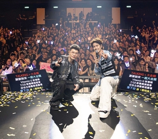 蕭秉治《活著 Alive》馬來西亞開唱  呼應歌迷要求「霸總」造型上陣　密練馬來語、深情演繹〈在加納共和國離婚〉