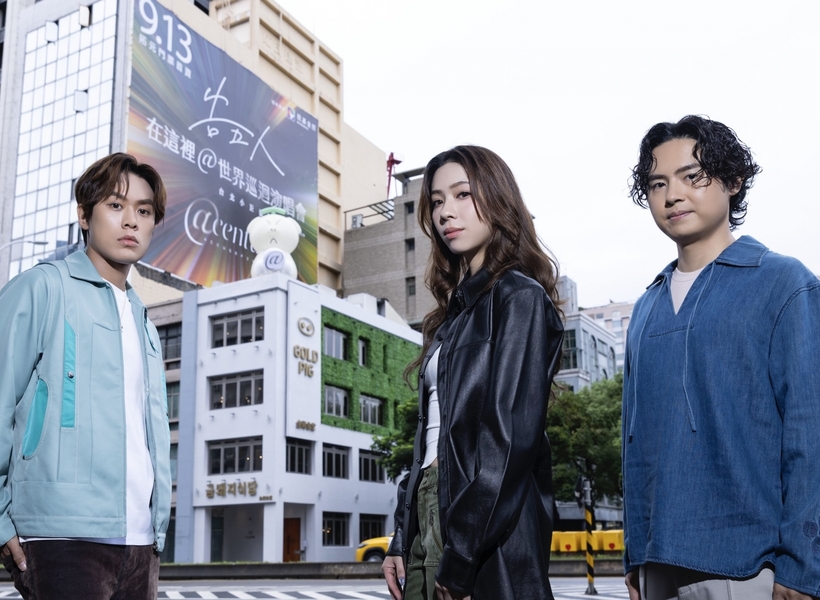 最強「豬」隊友夢幻合體！新世代超級天團告五人吉祥物告五豬霸氣佔據韓星朝聖名店「金豬食堂」