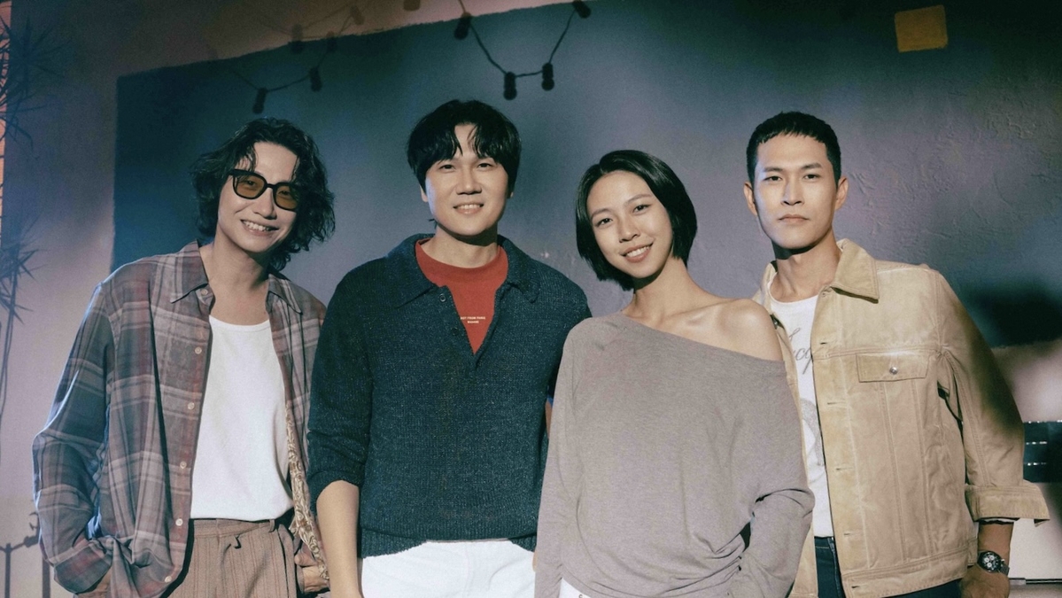 宇宙人氣勢一路狂飆！〈沒有人像我一樣〉熱度延燒11週　《Dear You》佳績不斷〈完美〉MV再掀話題