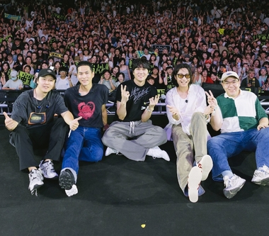 金曲樂團宇宙人新作接連飆出亮眼成績！〈Dear You〉現場首唱　阿奎解鎖長笛演奏初體驗