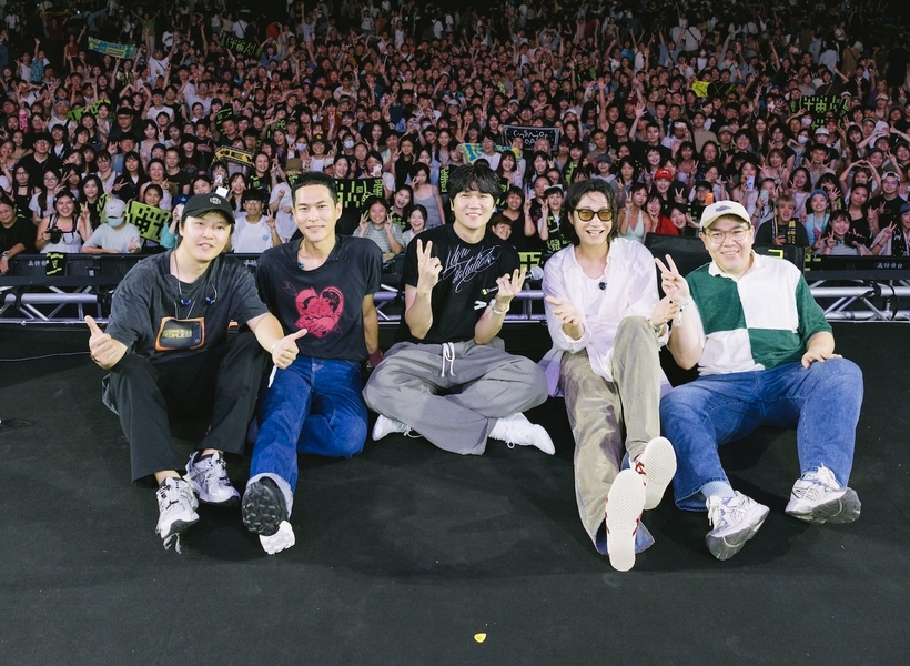 金曲樂團宇宙人新作接連飆出亮眼成績！〈Dear You〉現場首唱　阿奎解鎖長笛演奏初體驗