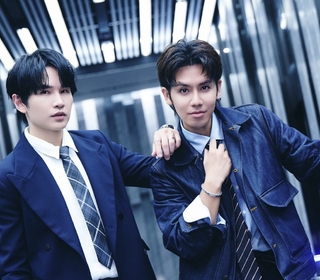 鼓鼓邀Energy牛奶組「NG小分隊」助陣〈暴風〉MV！搶先解鎖全新辦公室　化身「華西街菁英」